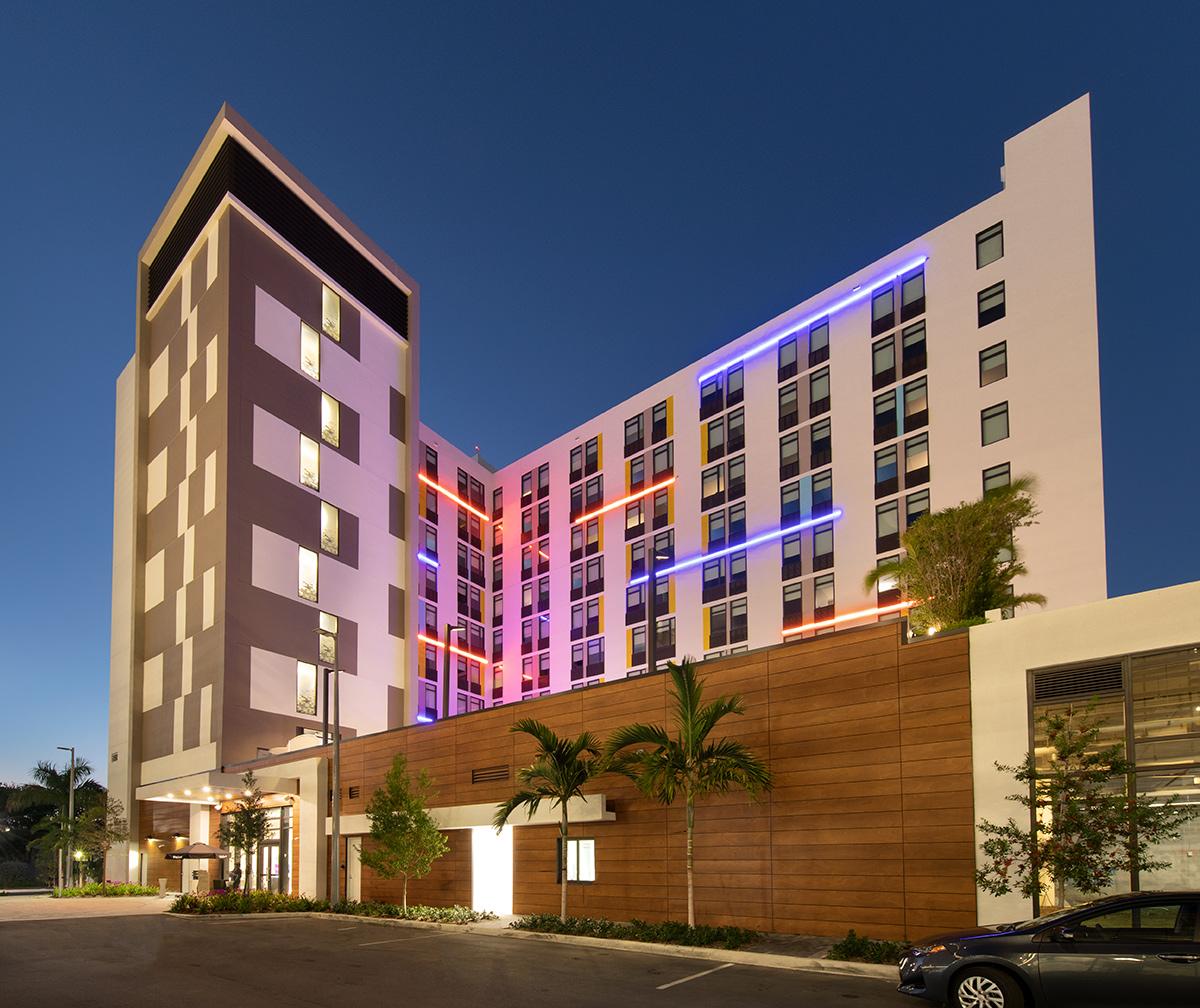 Aloft Miami Aventura Hotel Exterior photo