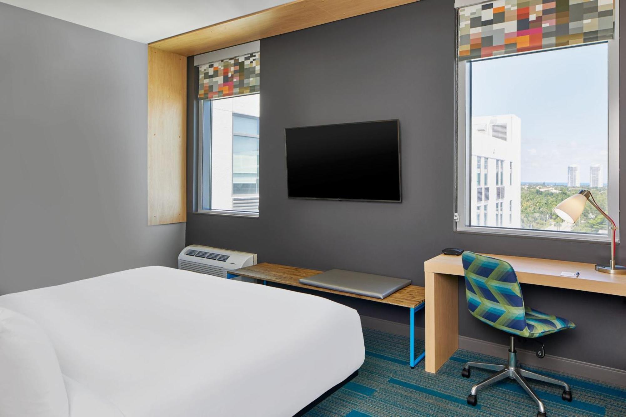 Aloft Miami Aventura Hotel Exterior photo